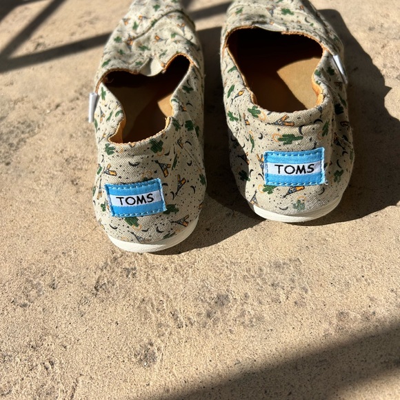 Tom’s Cactus 🌵 & Tipis! So Cute!! 🥰 - Picture 4 of 6